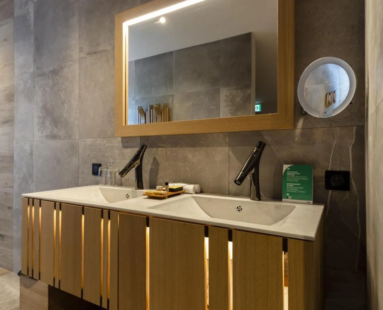 Hotel & Restaurant Origines Par Adrien Descouls - Teritoria Le Broc